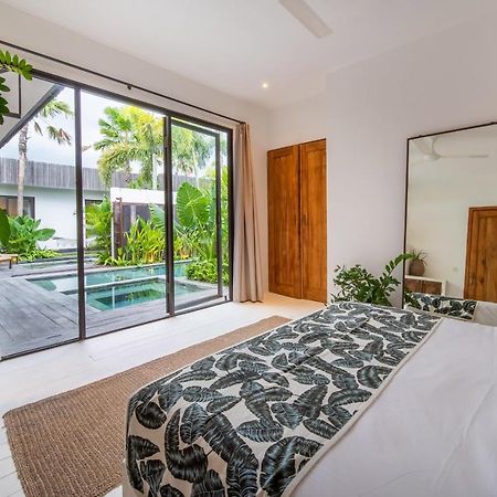 Villa Yogi Surf 3 Canggu Eksteriør bilde